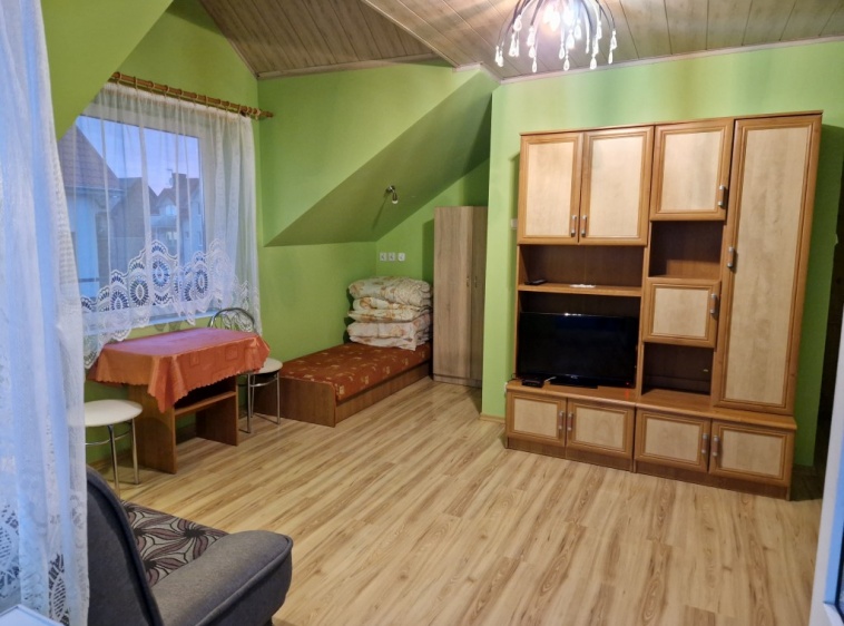 Willa ELF pokój 4 osobowy większy- 2 piętro ( nr 14)?v=1.0